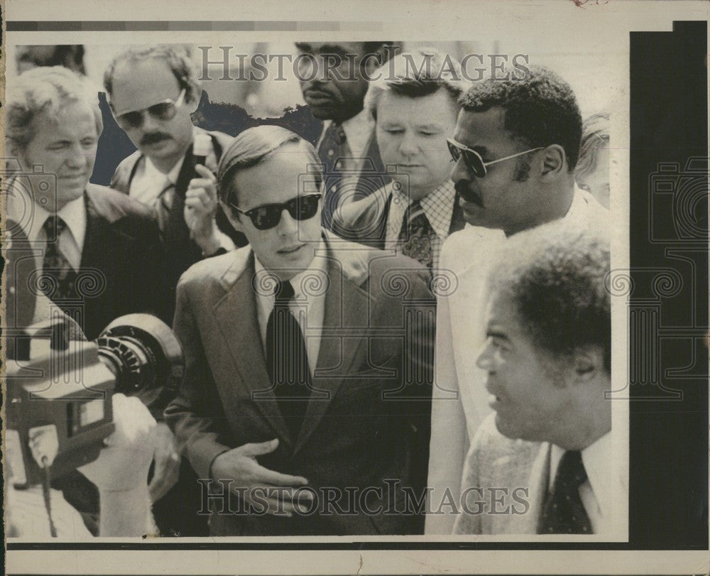 1974 Press Photo John Dean Akron Ohio Juris Doctor - Historic Images