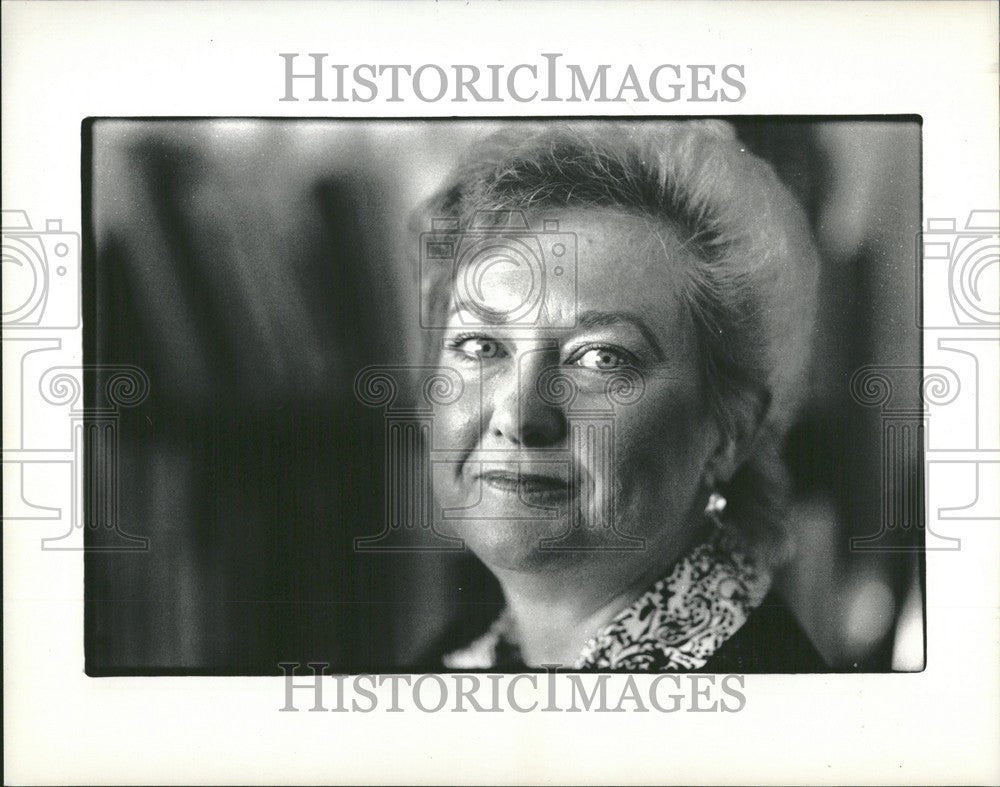 1989 Press Photo Sue Shackson Ford Motor Co. Exec. - Historic Images