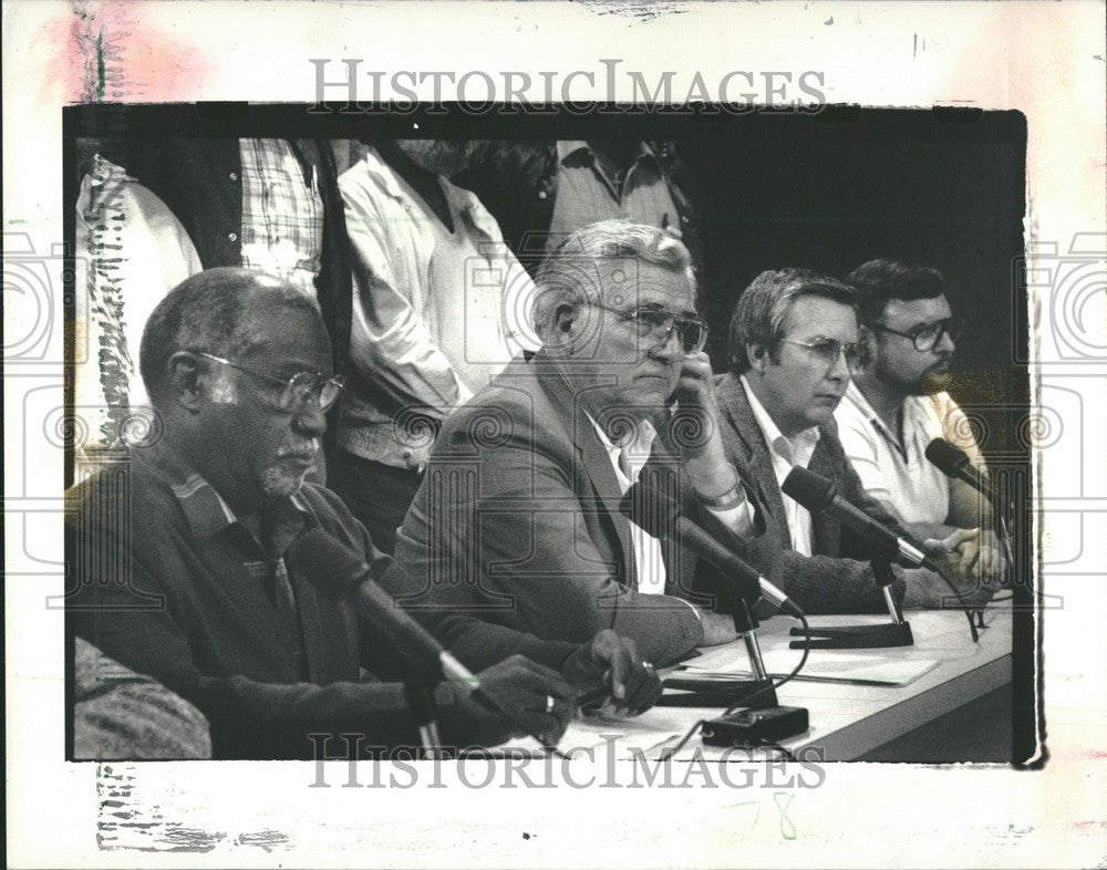 1988 Press Photo Owen Bieber Labor leader - Historic Images