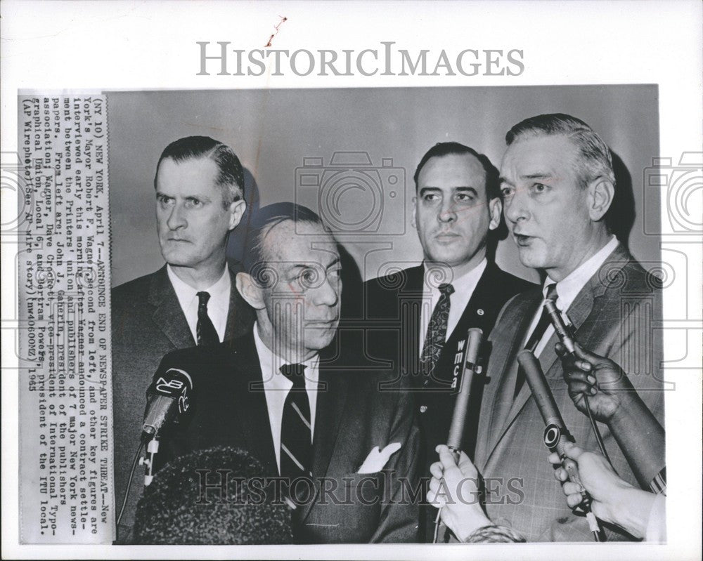 1965 Press Photo Robert Wagner John Gaherin strike - Historic Images