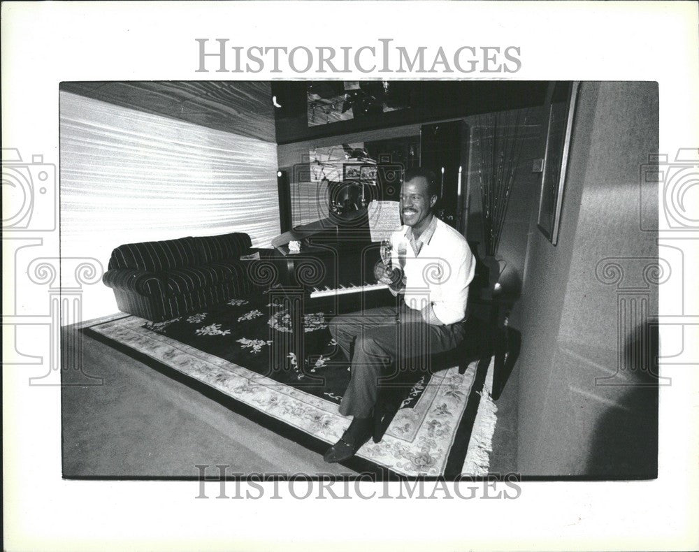 1985 Press Photo Curtis Gadson Michigan Musician - Historic Images