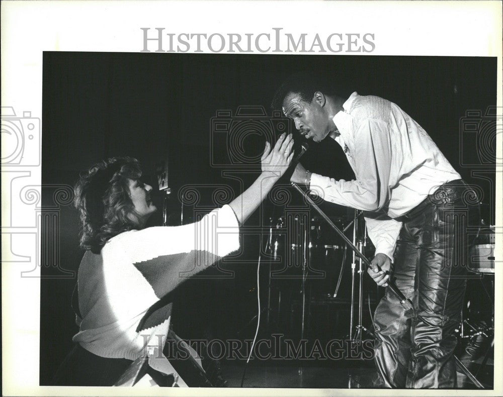 1985 Press Photo Curtis Gadson - Historic Images