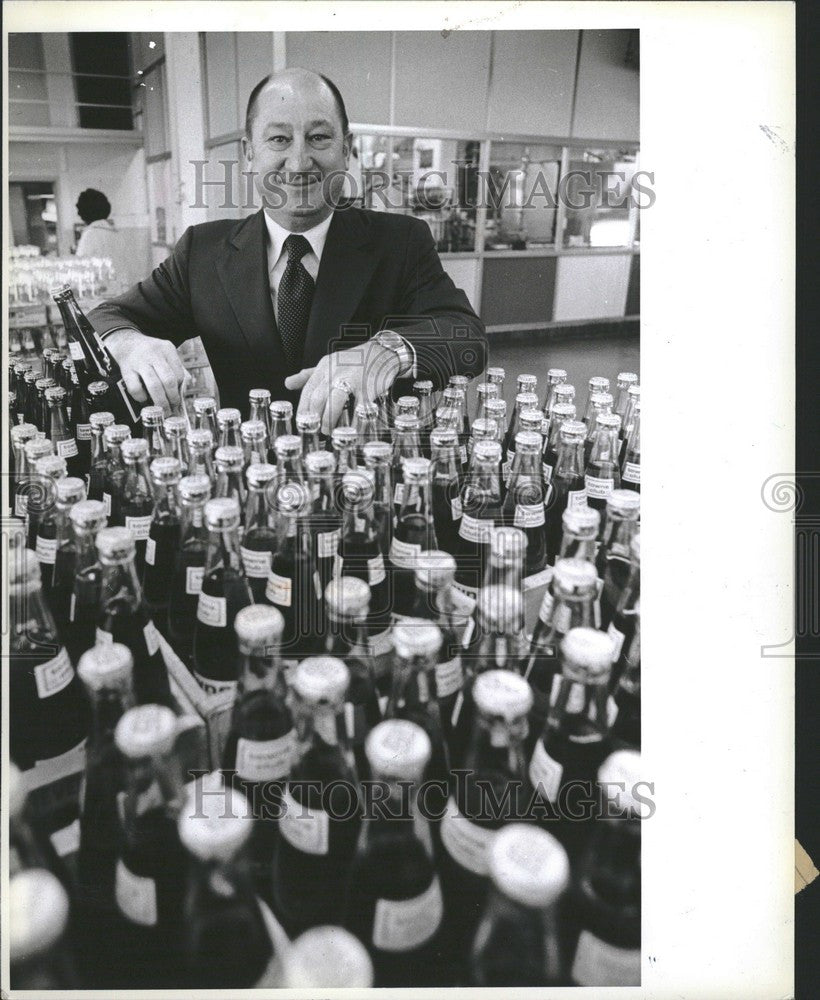 1979 Press Photo Harlod Samhat - Historic Images