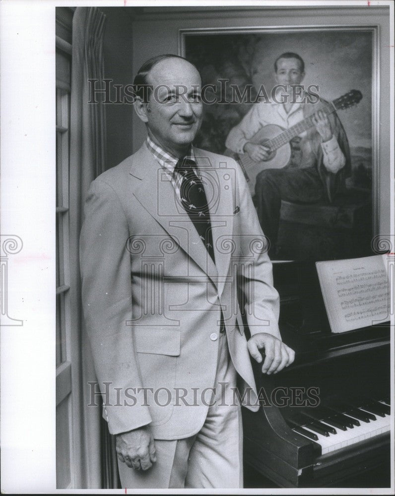 1977 Press Photo Alex Suczek - Historic Images