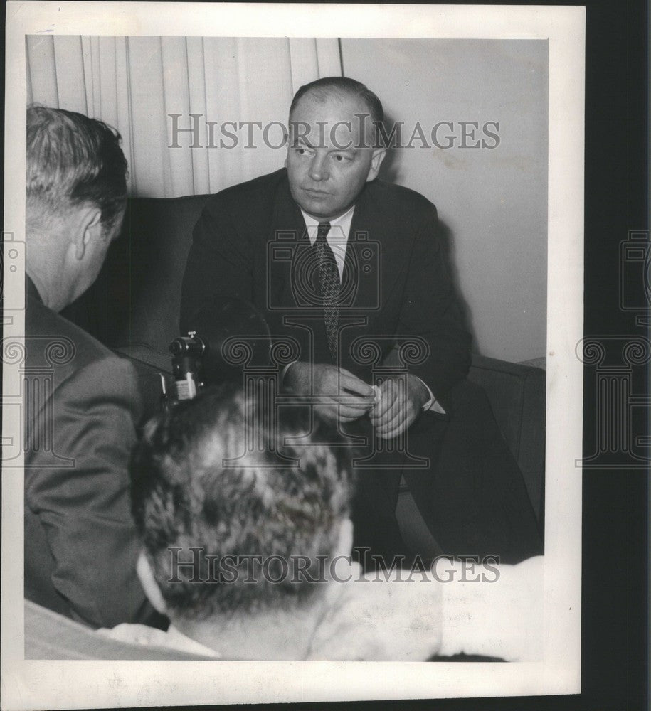 1948 Press Photo Harold E Stassen press conference - Historic Images