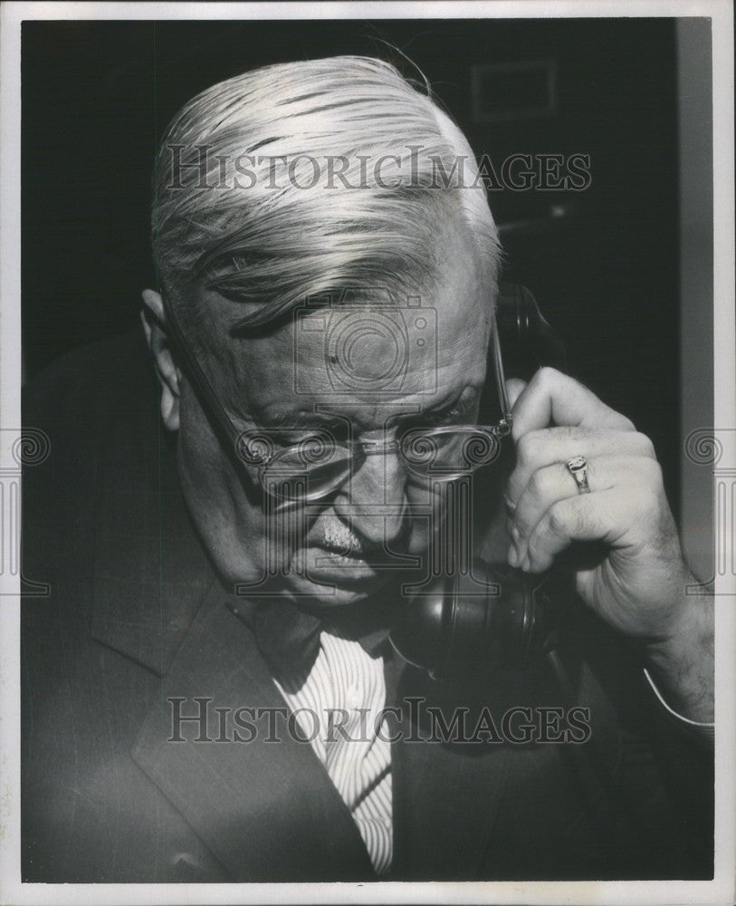 1953 Press Photo Dr. William J. Stapleton Jr. Doctor of - Historic Images