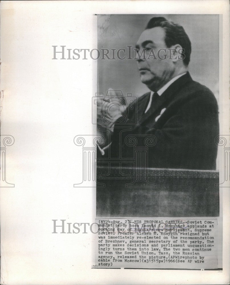 1966 Press Photo Leonid Brezhnev Soviet applauding - Historic Images