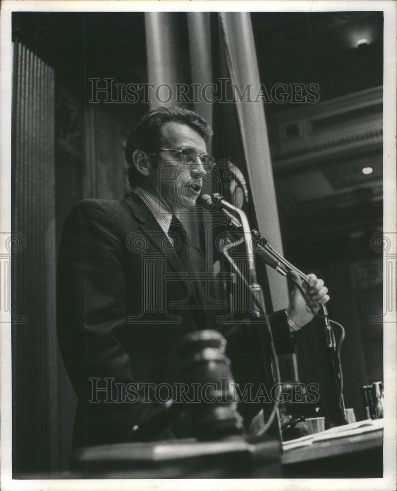 1974 Press Photo James H. Brickley Governor - Historic Images