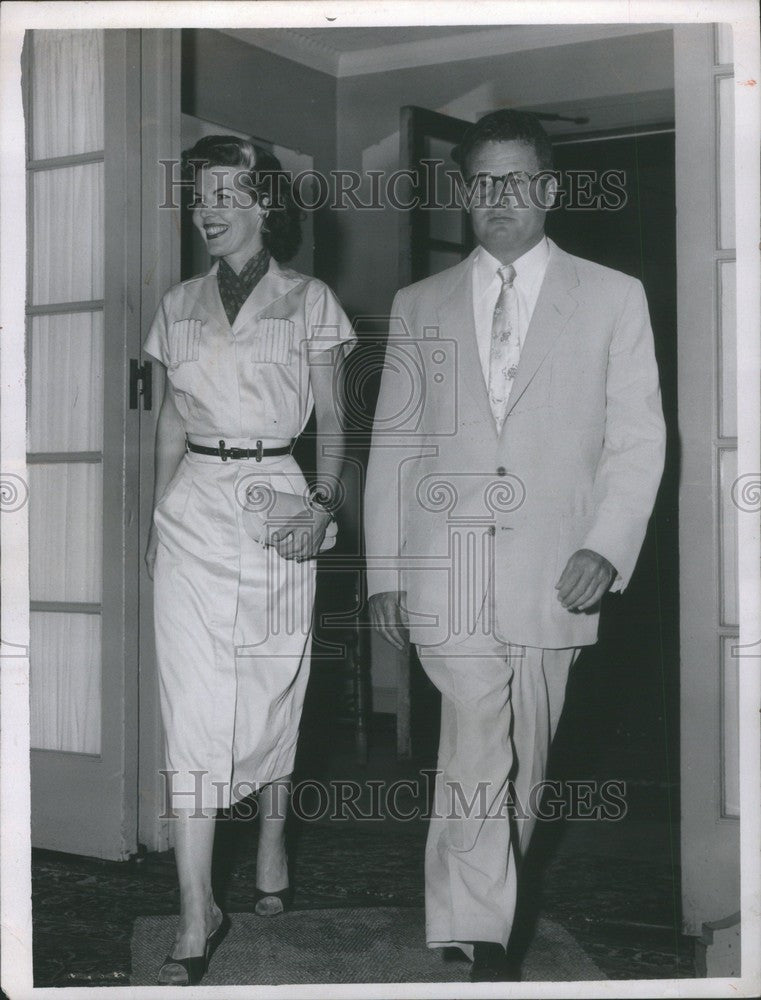 1957 Press Photo Mr. and Mrs. William O&#39; Bridge - Historic Images