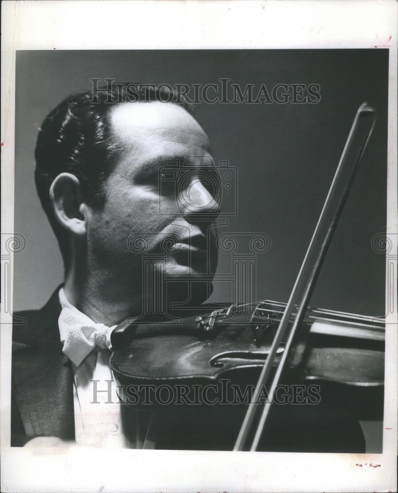 1972 Press Photo Gordon Staples Violinist Detroit - Historic Images