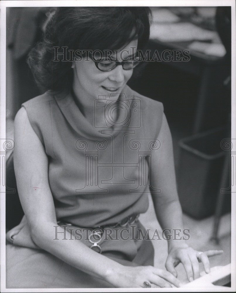 1969 Press Photo Barbara Stanton - Historic Images