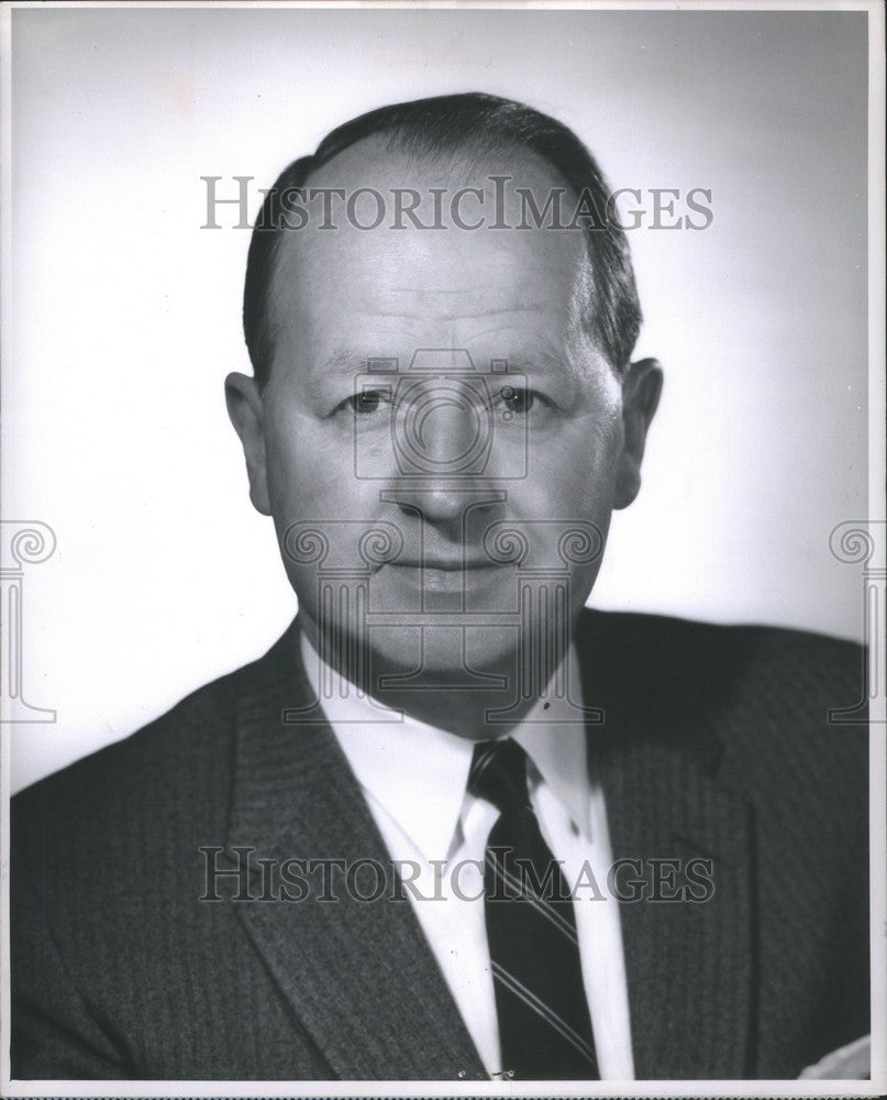 1962 Press Photo Leslie B. Worthington - Historic Images