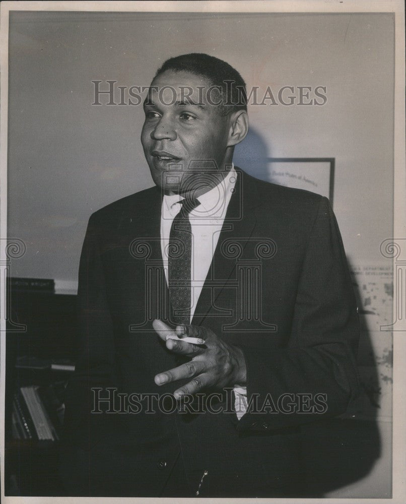 1966 Press Photo A. Gordon Wright - Historic Images