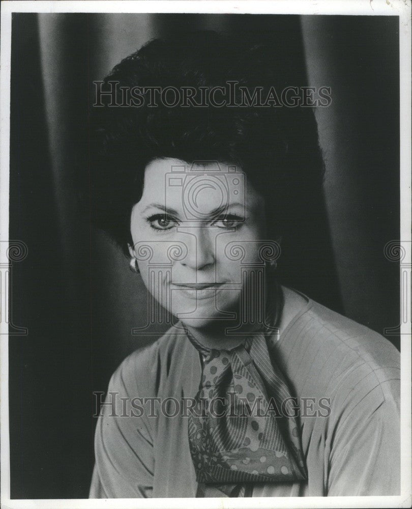 1985 Press Photo Kathleen Woodlwis Romance Novelist - Historic Images