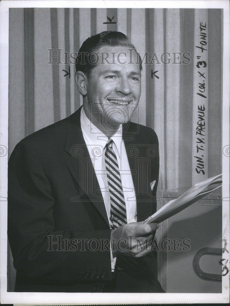 1955 Press Photo Donald Woods South African journalist - Historic Images