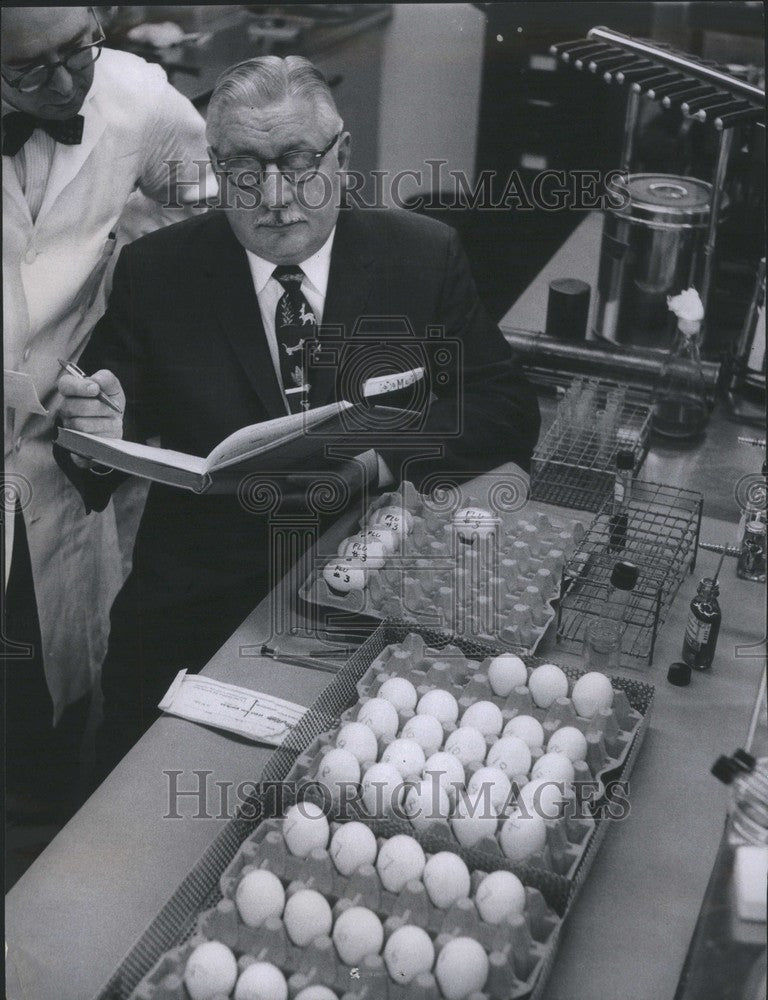 1960 Press Photo INFLUENZA - Historic Images