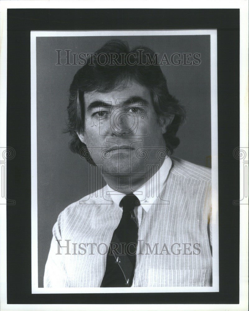 1992 Press Photo Dr. K.M.A Welch - Historic Images