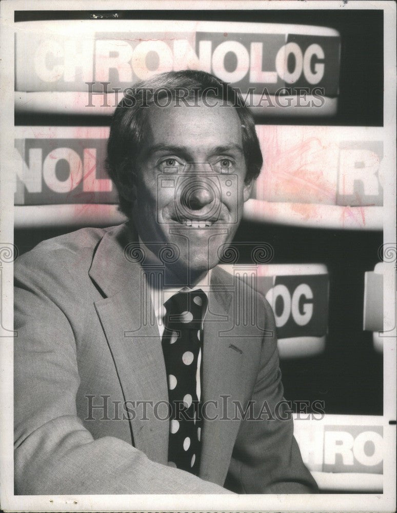 1974 Press Photo Garrick Utley TV journalist In London - Historic Images