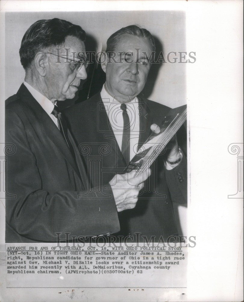 1962 Press Photo James Rhodes Ohio Citizenship award - Historic Images