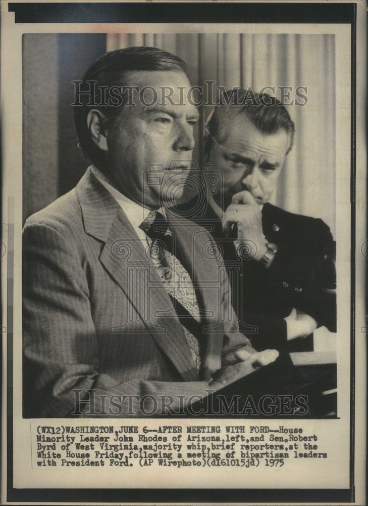 1975 Press Photo John Rhodes Robert Byrd White House - Historic Images