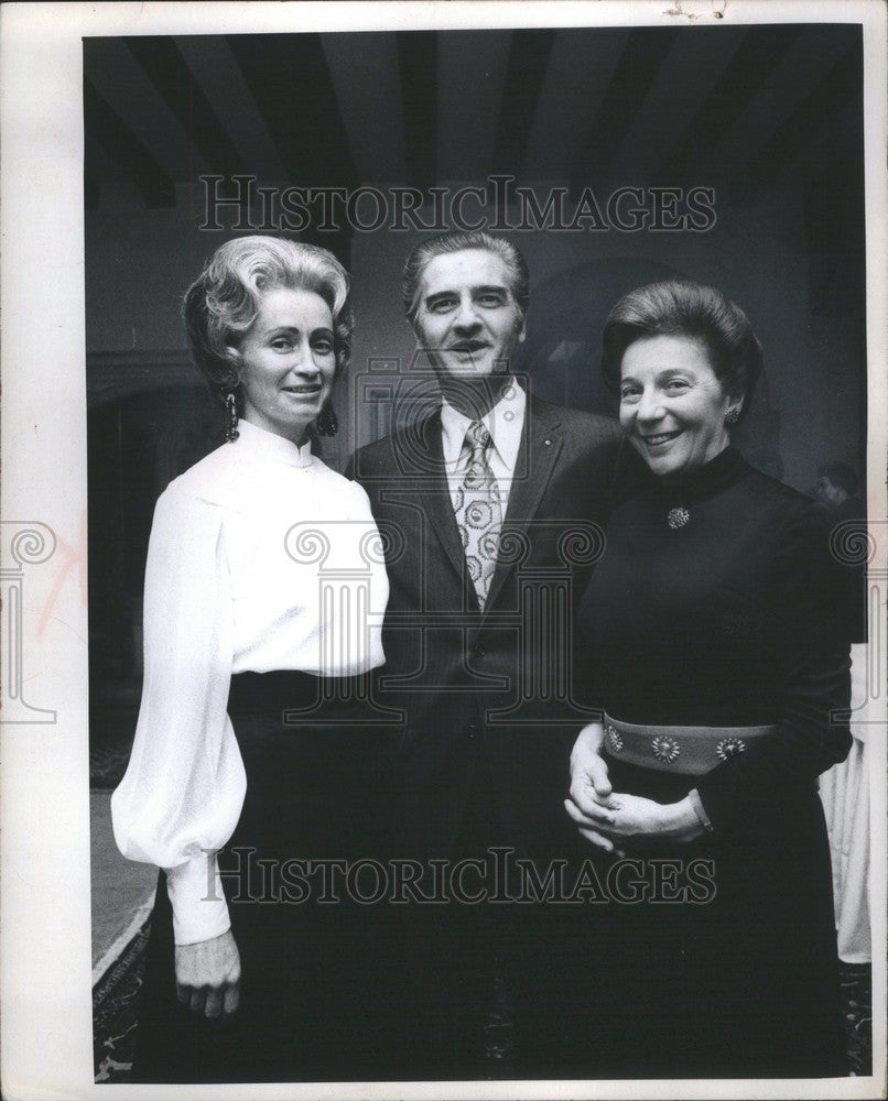 Press Photo Mr. + Mrs. John Riccardo - Historic Images