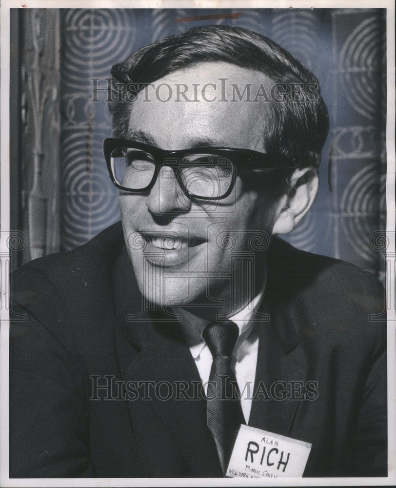 1964 Press Photo Alan Rich music critic - Historic Images