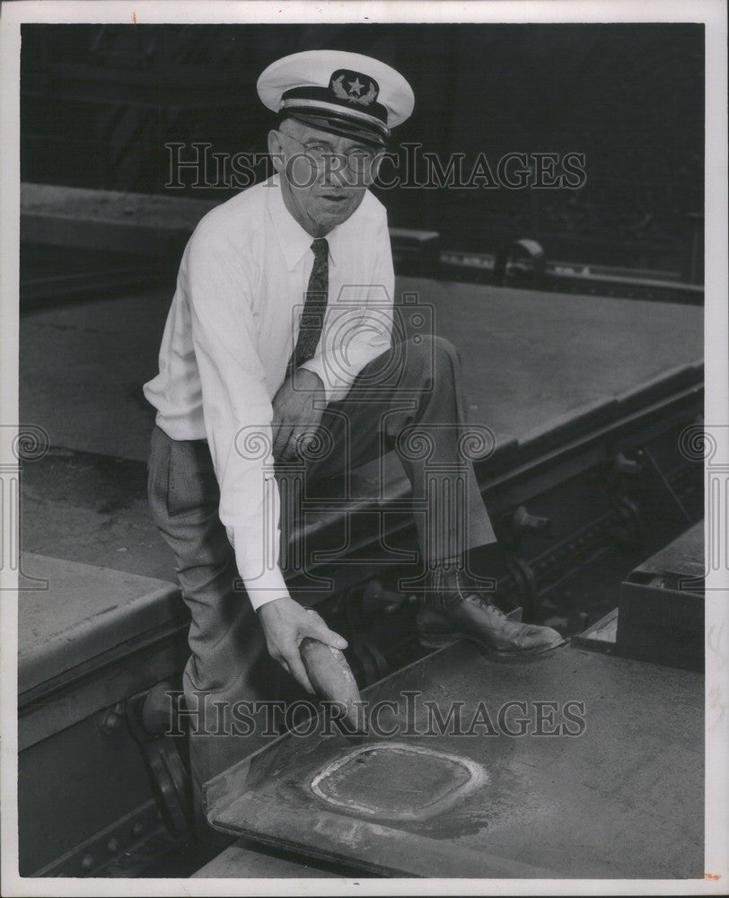 1955 Press Photo Edward Rice Capt. - Historic Images