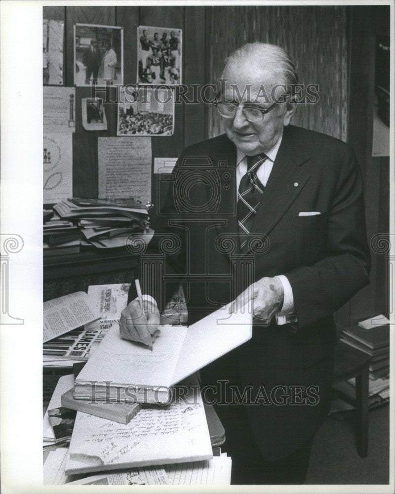 1990 Press Photo Rev. Norman Vincent Peale - Historic Images