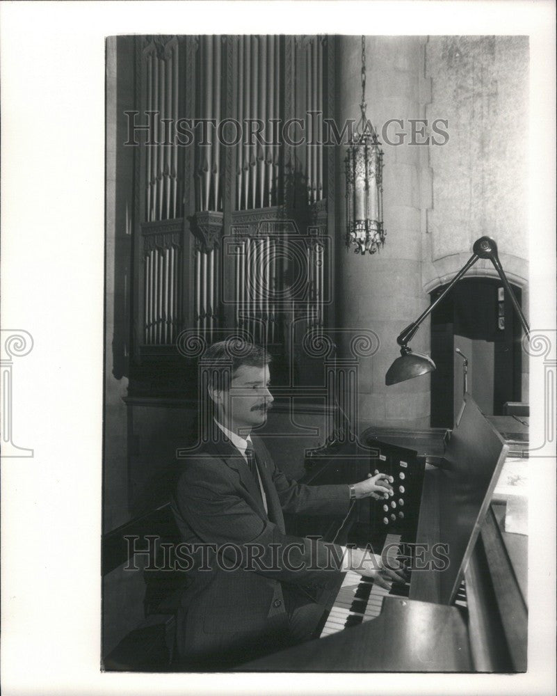 1986 Press Photo peter paselk organ lutheran church - Historic Images