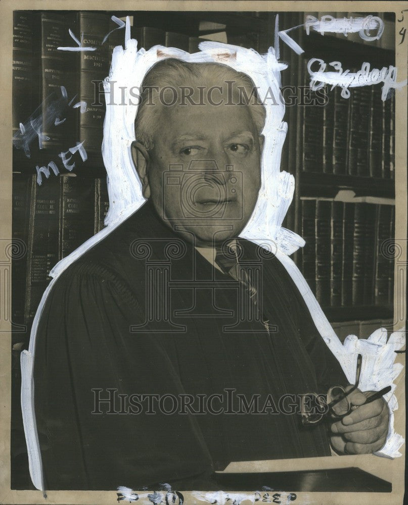 1954 Press Photo Judge Picard - Historic Images