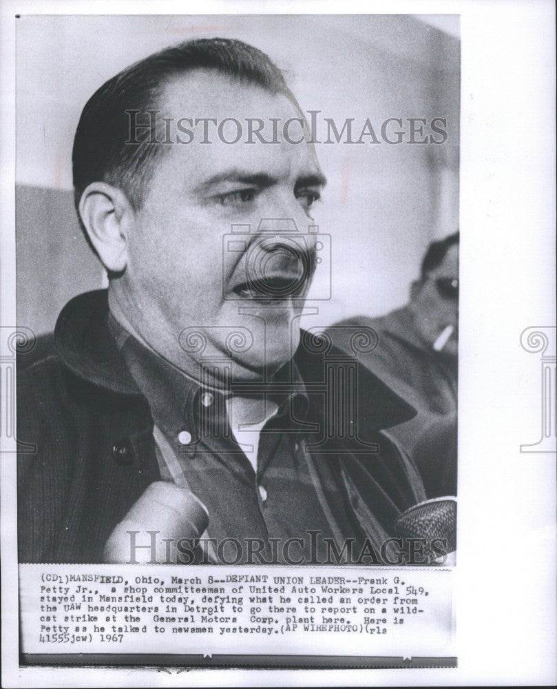 1967 Press Photo Frank G. Petty Jr. UAW Local 549 - Historic Images