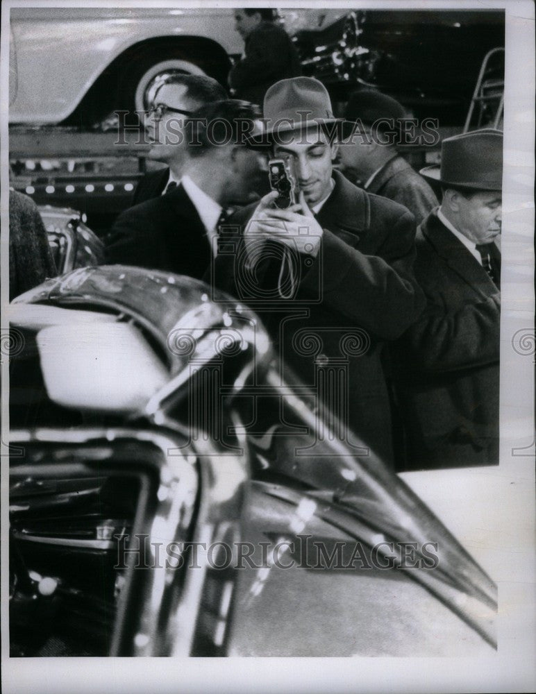 1959 Press Photo Man Photographing Car - Historic Images