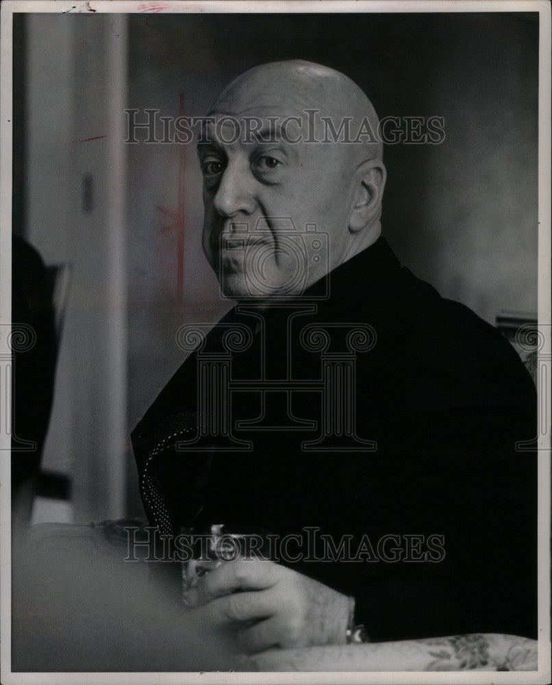 1976 Press Photo Otto Preminger Hungary Theatre Film - Historic Images