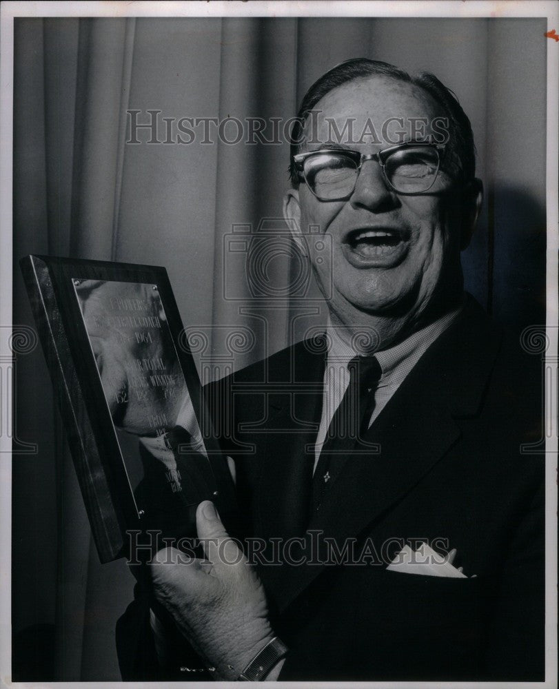 1964 Press Photo Ed Powers