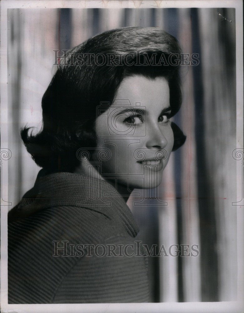 1966 Press Photo Stefanie Powers American Actress - Historic Images