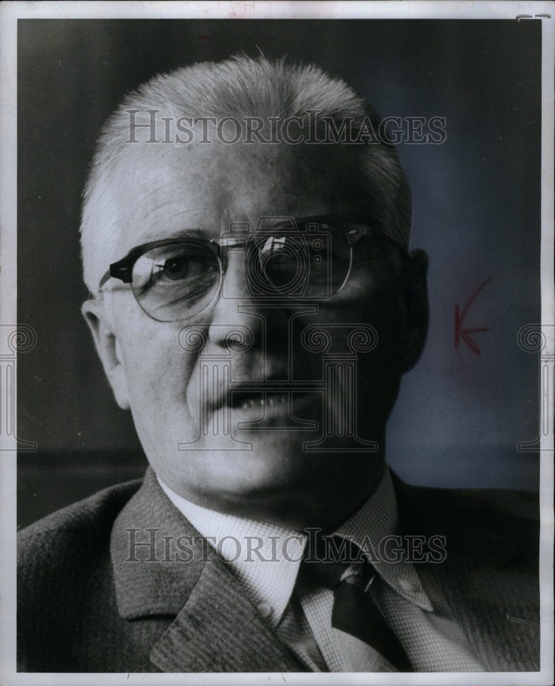 1966 Press Photo Eugene B. Power - Historic Images