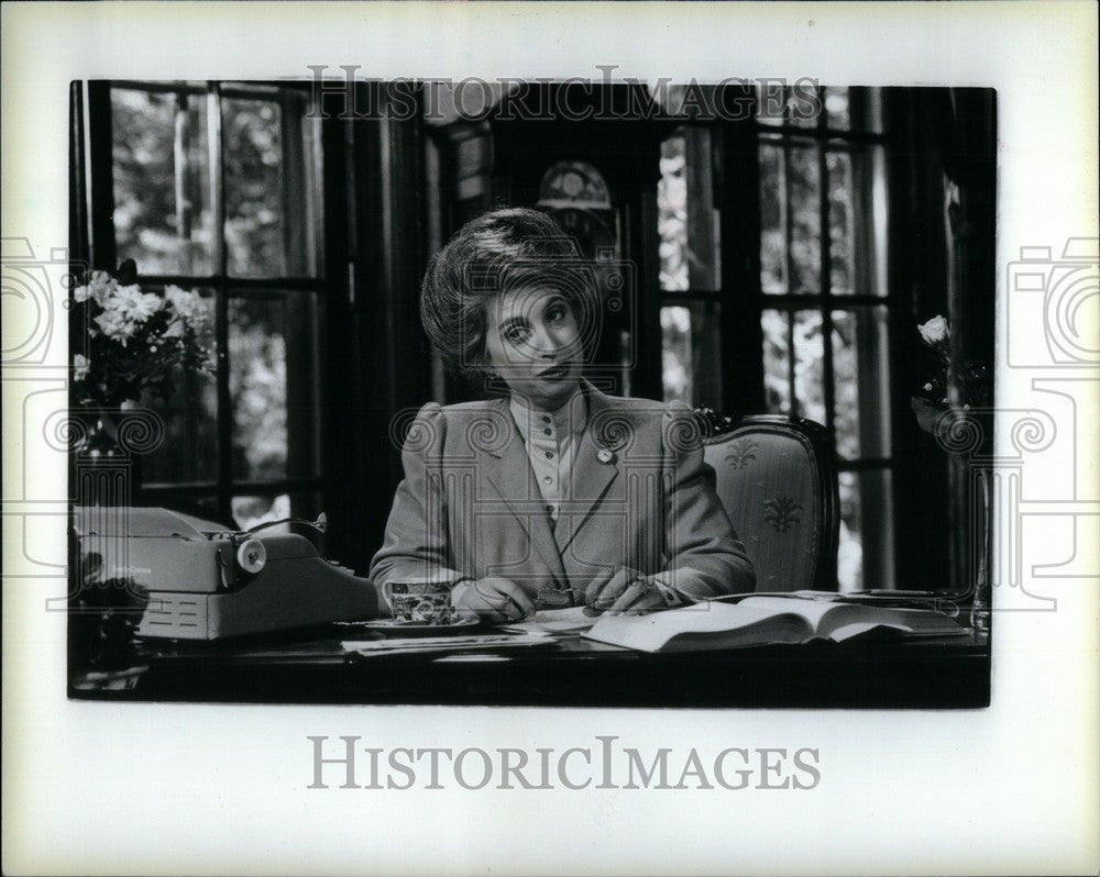 1985 Press Photo JUDITH MARTIN - Historic Images