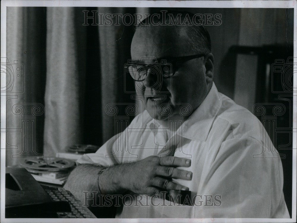 1971 Press Photo DANIEL MARLOWE - Historic Images