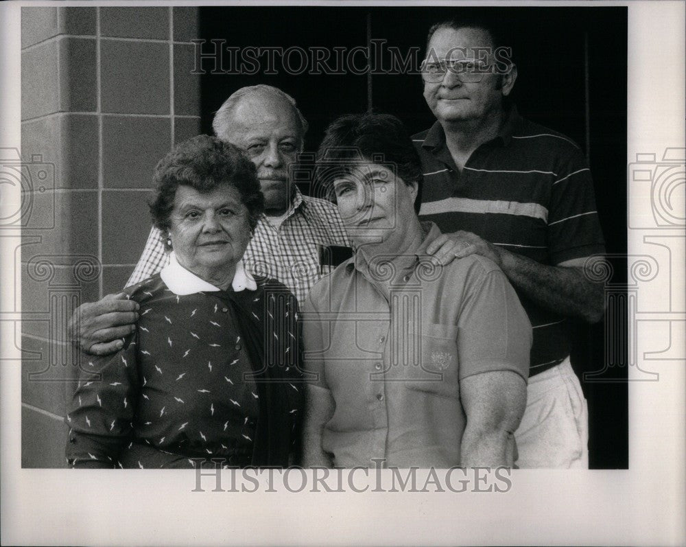 1989 Press Photo Helen Ognjan - Historic Images