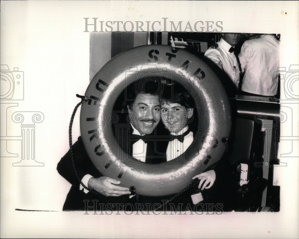 1988 Press Photo TONY ORLANDO CHRISTOPHER RUSH - Historic Images