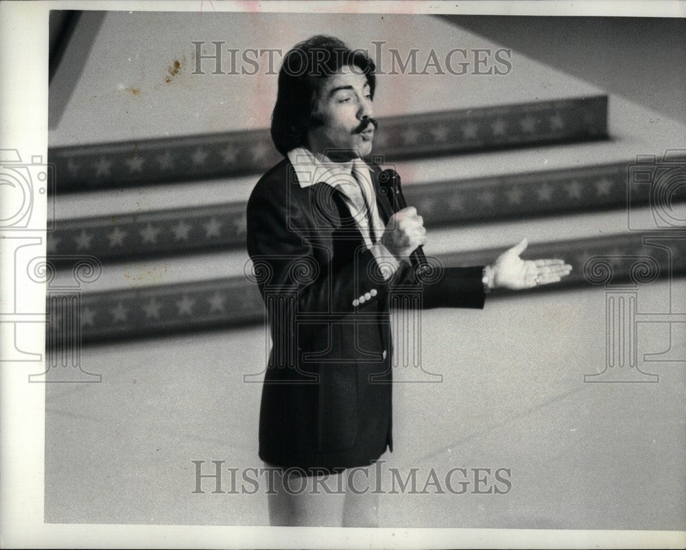 1981 Press Photo Tony Orlando lead singer Dawn solo - Historic Images