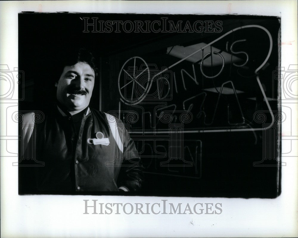 1991 Press Photo Dino&#39;s Steven Wayne Potsch - Historic Images