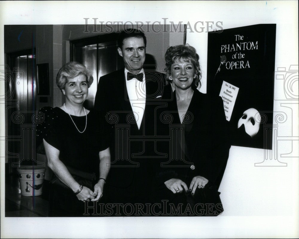 1992 Press Photo Diane Kimbel  director - Historic Images