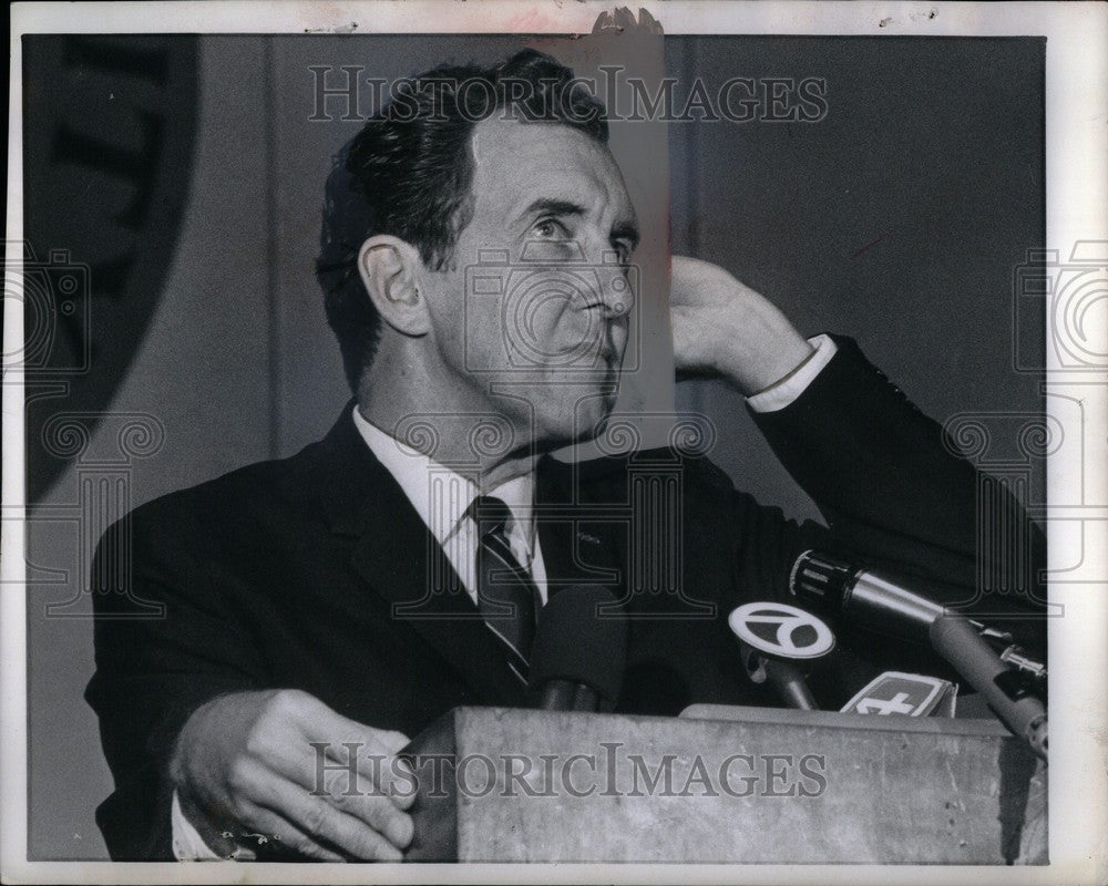 1968 Press Photo Edmund Muskie Senator Maine Politician - Historic Images