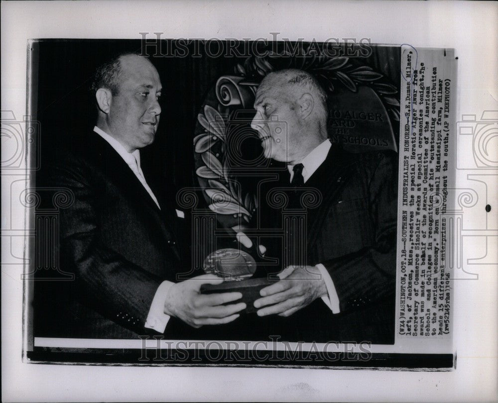 1956 Press Photo R.E. Dumas Milner Sinclair Weeks - Historic Images