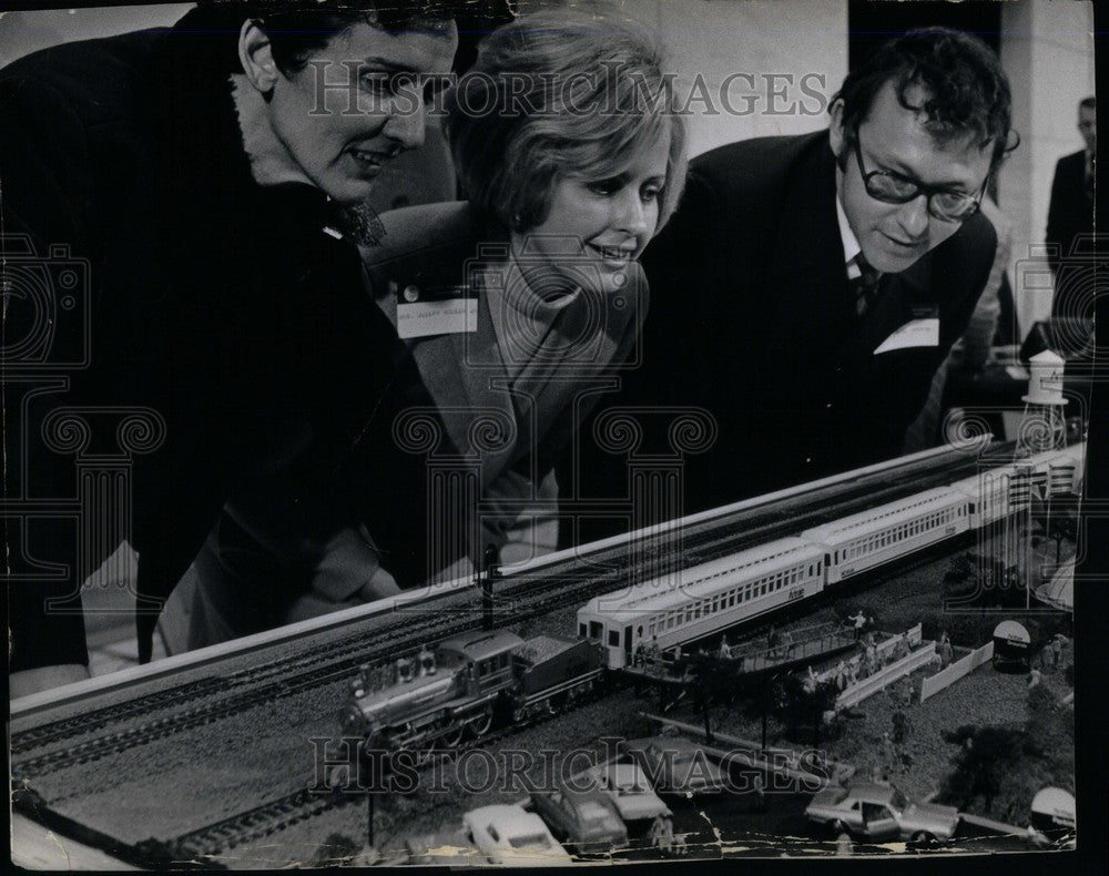 1963 Press Photo William Milliken Politician Governor - Historic Images