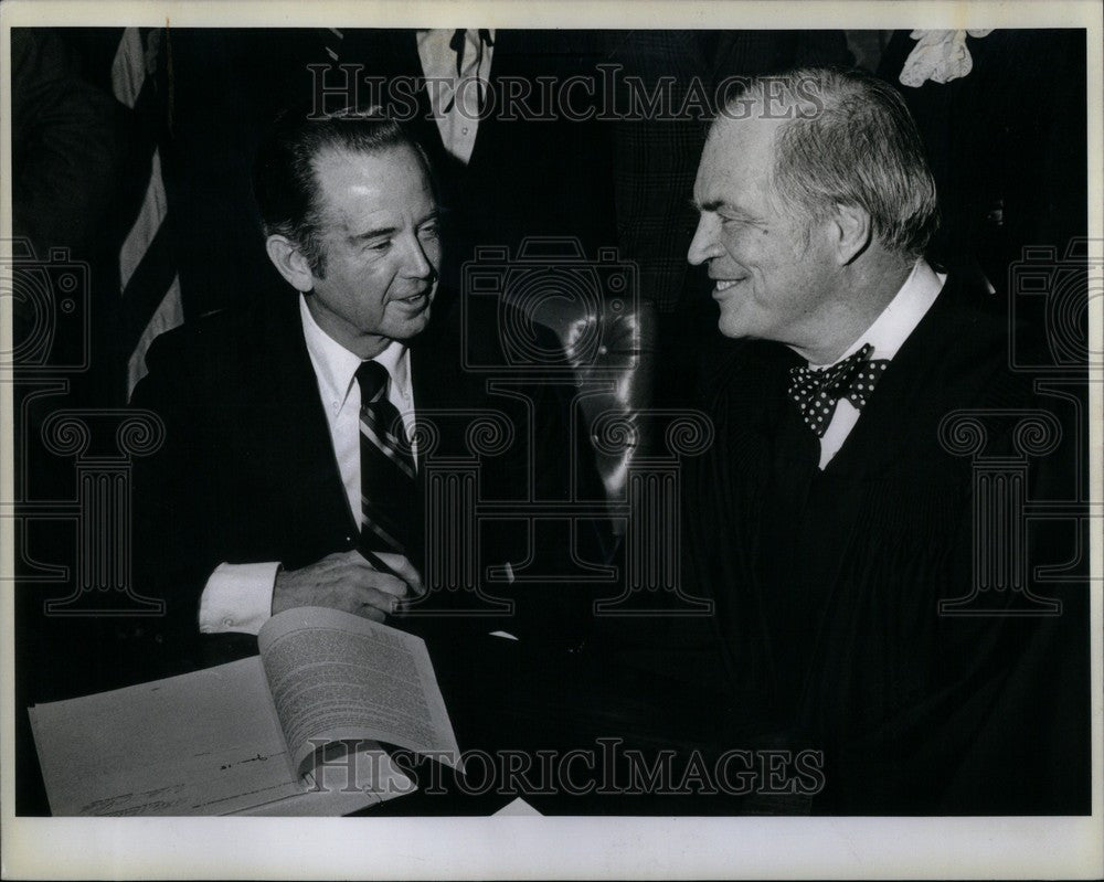 1981 Press Photo Governor William G. Milliken Michigan - Historic Images