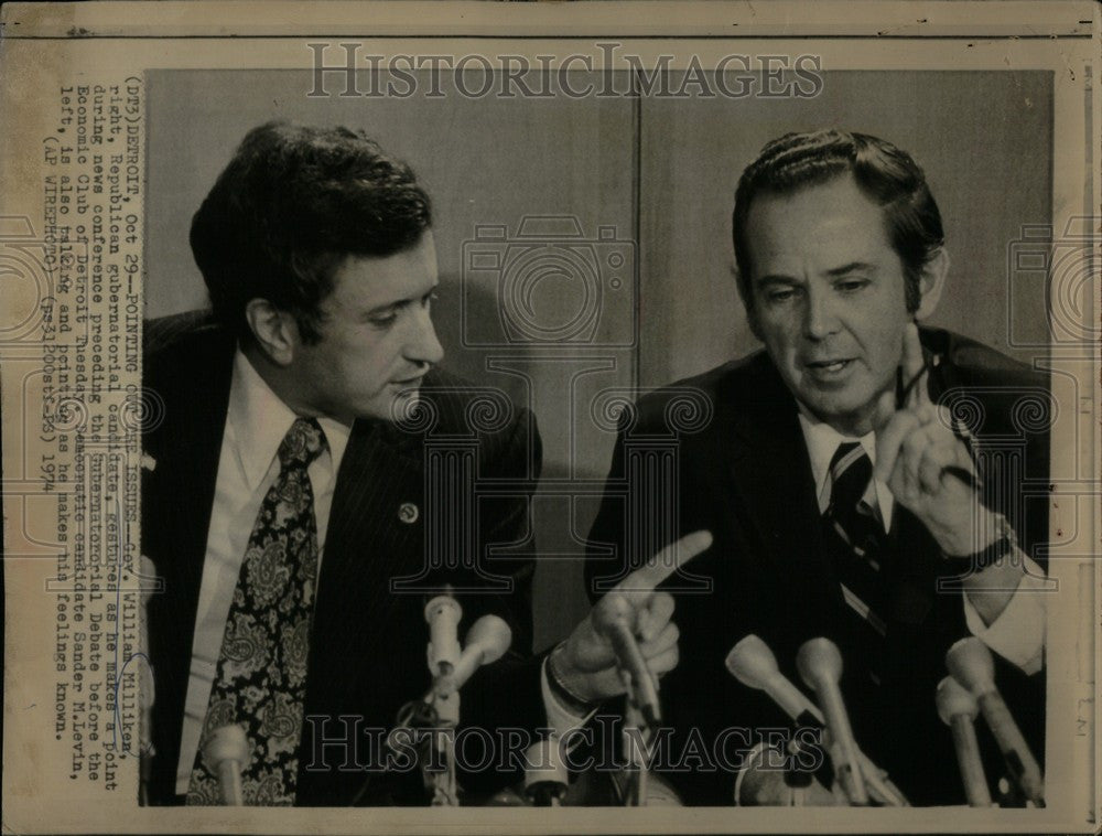 1976 Press Photo William Milliken Sander Levin Governor - Historic Images