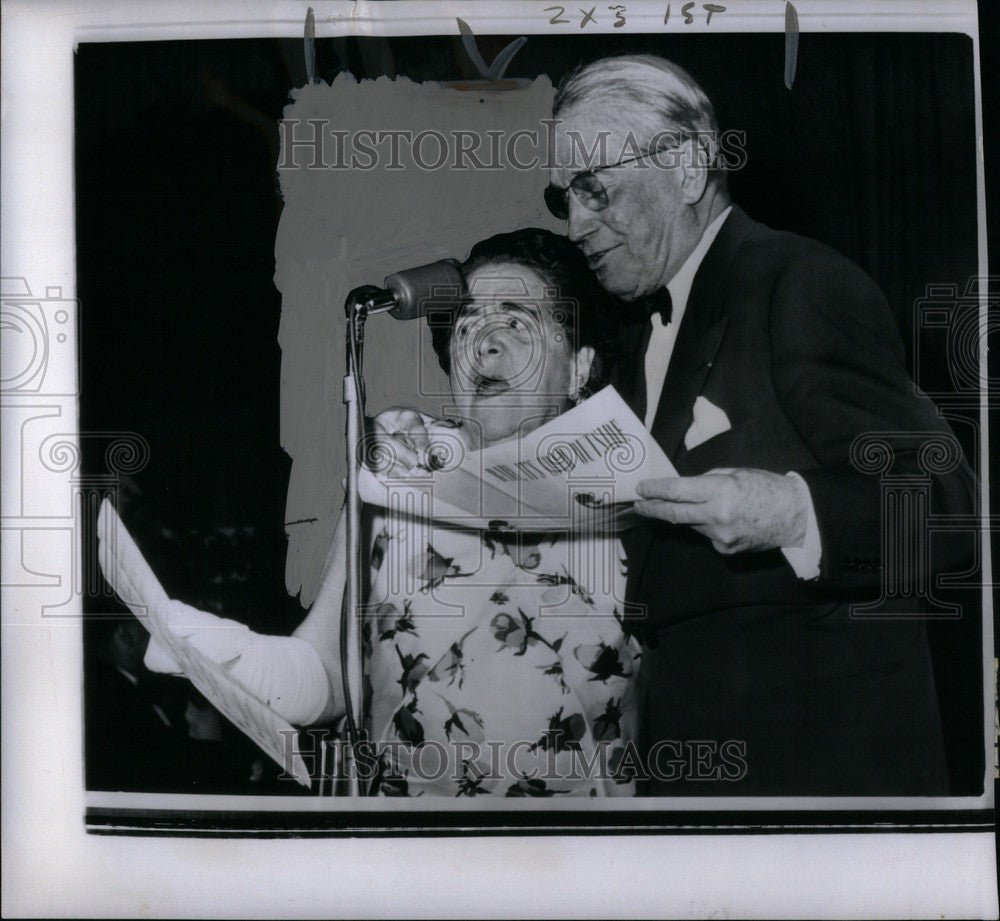 1959 Press Photo Elsa Maxwell American party hostess - Historic Images