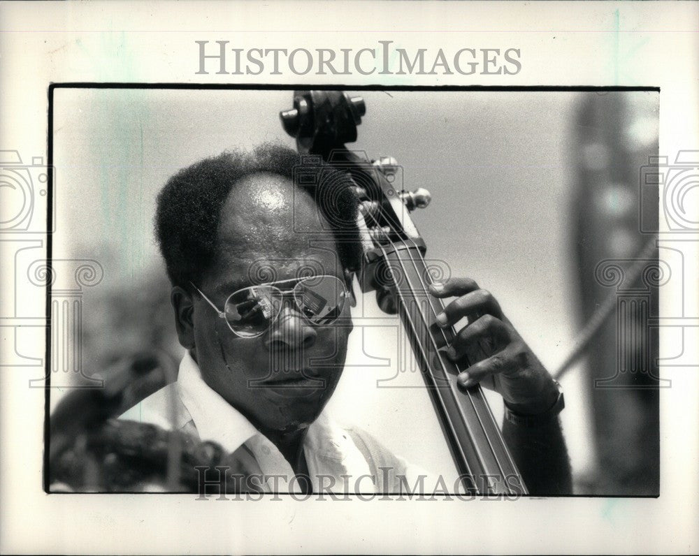 1987 Press Photo Don mayberry Johnny Trudell Band Bass - Historic Images